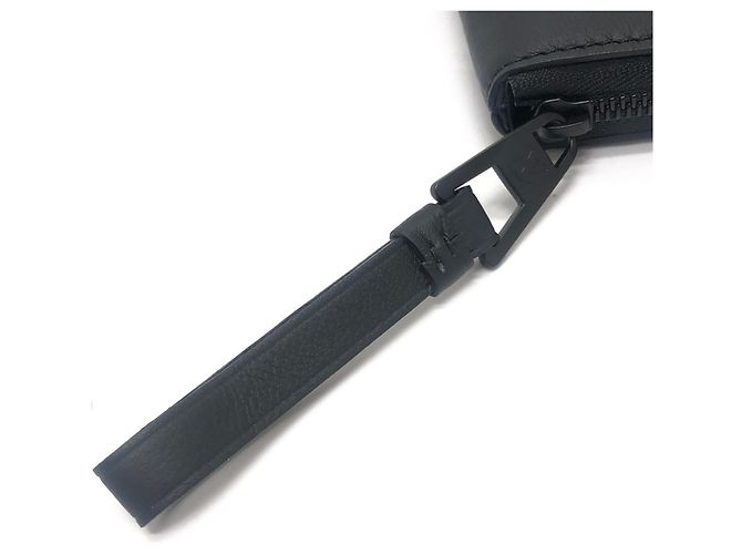 Borsa Pochette Voyage Souple Louis Vuitton M82545 Nero - vista 8