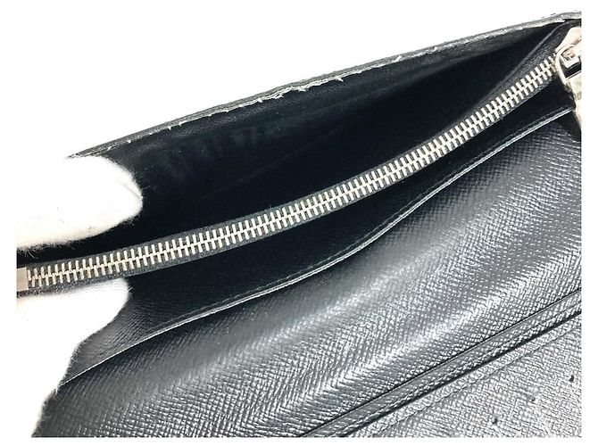 Brazza Louis Vuitton Epi Supreme Collaboration Bi-fold Long Wallet Black - view 10