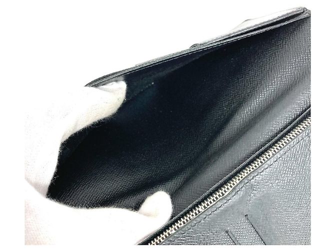 Brazza Louis Vuitton Epi Supreme Collaboration Bi-fold Long Wallet Black - view 12