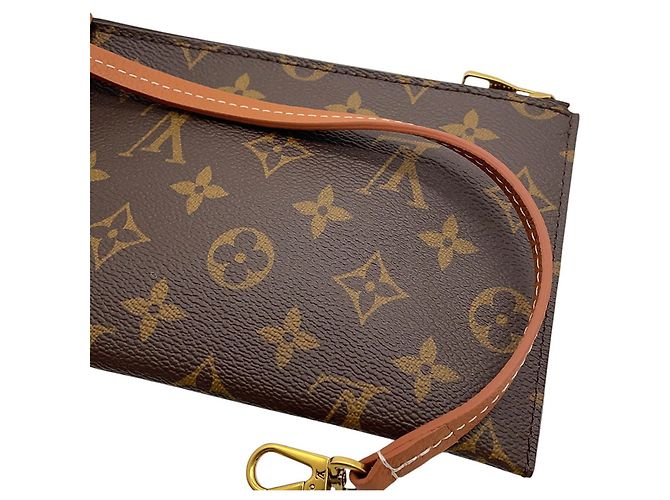 Borsa a tracolla Louis Vuitton Low Key Hobo MM Cognac - vista 16