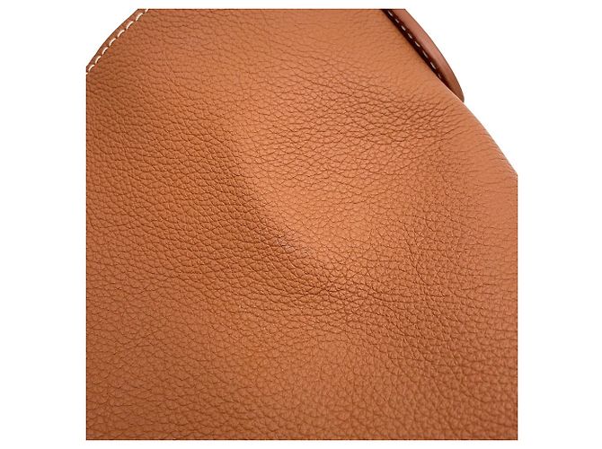 Borsa a tracolla Louis Vuitton Low Key Hobo MM Cognac - vista 7