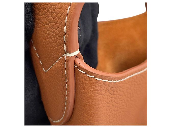Borsa a tracolla Louis Vuitton Low Key Hobo MM Cognac - vista 9