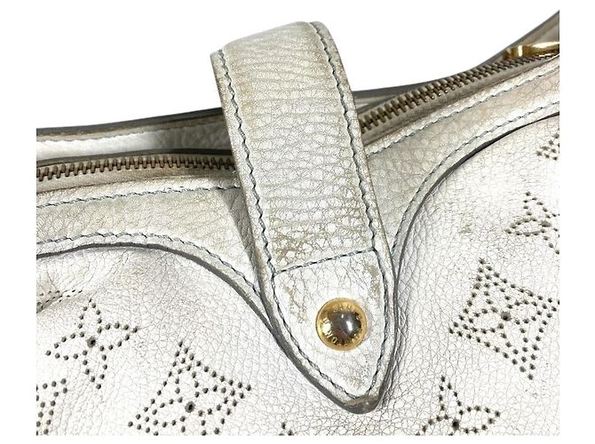Borsa Louis Vuitton Monogram Mahina XS Bianco - vista 11
