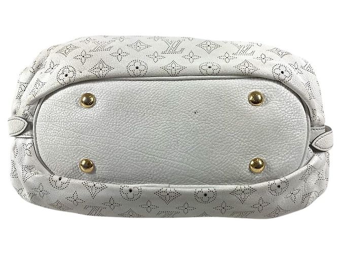 Borsa Louis Vuitton Monogram Mahina XS Bianco - vista 5