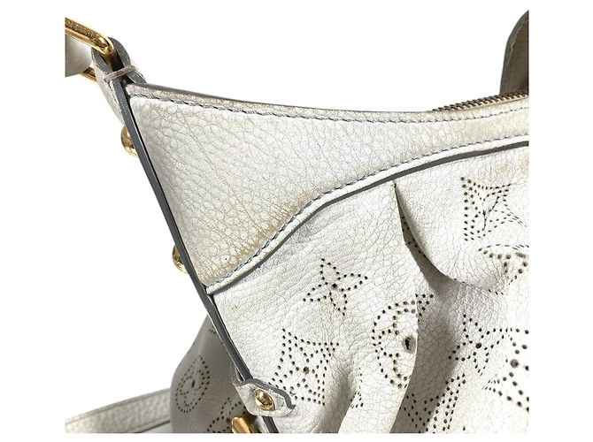 Borsa Louis Vuitton Monogram Mahina XS Bianco - vista 9
