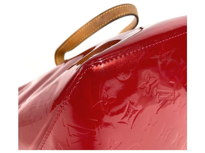 Borsa a Spalla Louis Vuitton Monogram Vernis Bellevue PM Rosso - vista 7