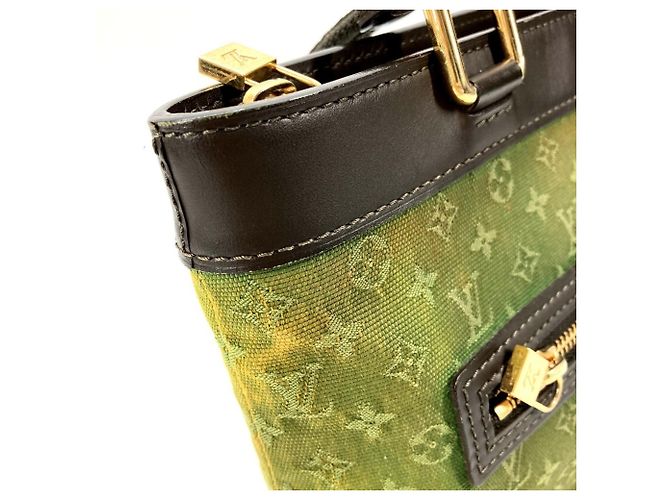 Borsa Louis Vuitton Monogram Mini Lucille PM Cachi - vista 9