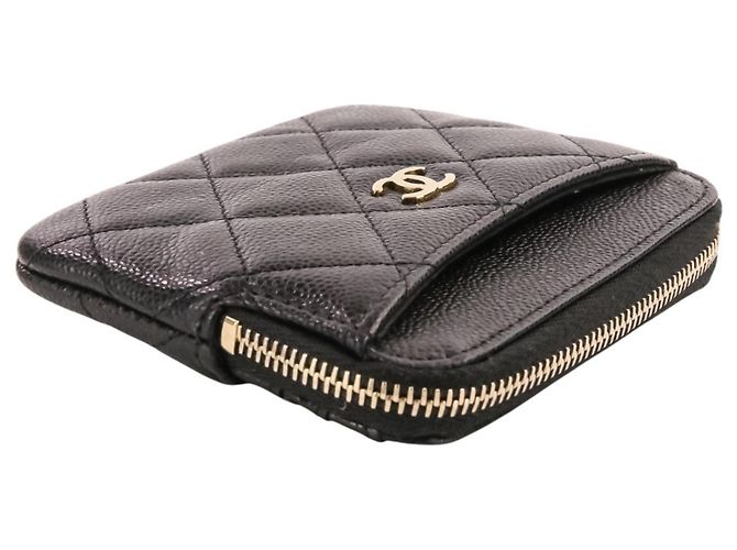 Monedero Chanel de piel de becerro granulado negro - vista 3