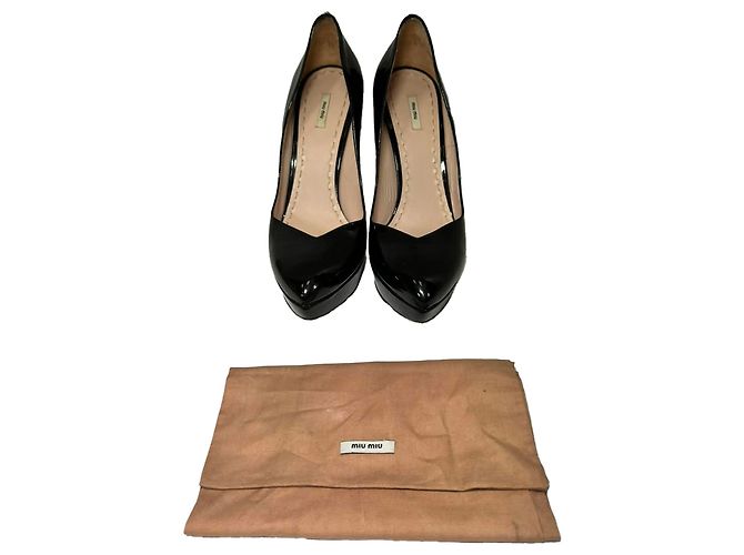 Décolleté con plateau Miu Miu in vernice nera Nero - vista 12