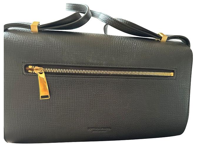 Borsa The Angle di Bottega Veneta in pelle di vitello nera Nero - vista 3