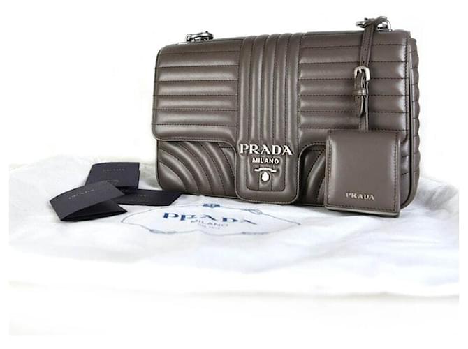 Prada Borsa a tracolla con catena Grigio - vista 6