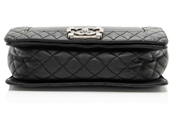 Borsa Chanel Lambskin Reverso Medium Boy Nero - vista 4