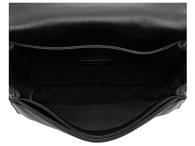 Borsa Chanel Lambskin Reverso Medium Boy Nero - vista 7