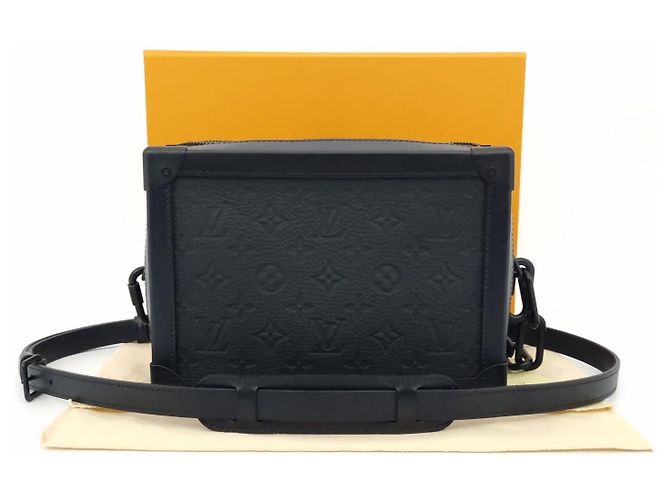 Louis Vuitton Borsa a tracolla Soft Trunk Nero - vista 10