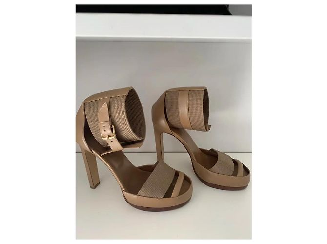 Hermès Katy Sandali con tacco alto in pelle e tela beige Taupe - vista 2