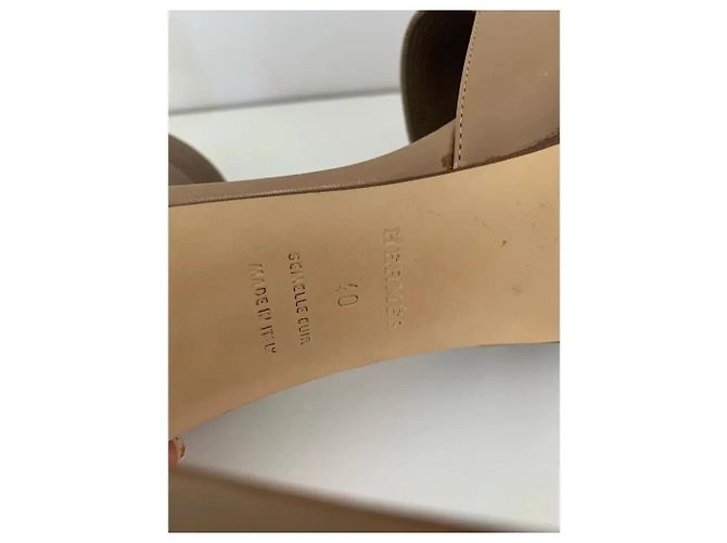 Hermès Katy Sandali con tacco alto in pelle e tela beige Taupe - vista 8