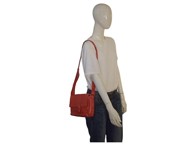 Bolsa de ombro Nancy Gonzalez em pele de crocodilo vermelho coral - vista 16