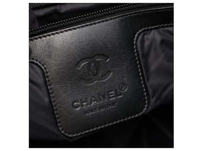 Borsa Tote Chanel Coco Cocoon MM Nero Verde - vista 4
