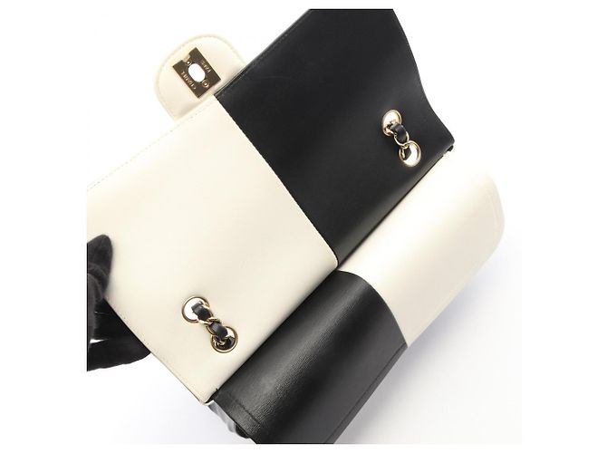 Chanel Double Flap Bicolor Schultertasche Schwarz Weiß - Ansicht 6