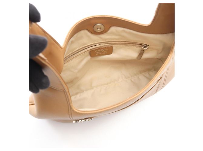 Borsa a tracolla Salvatore Ferragamo Gancini Beige - vista 3