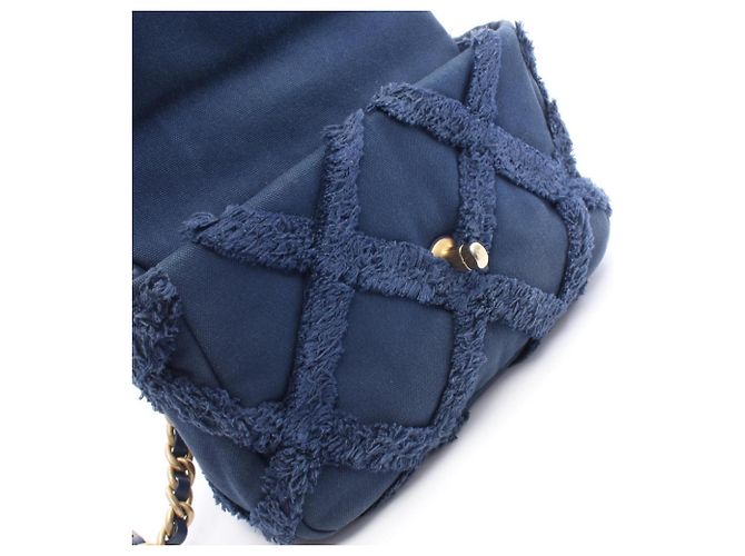 Chanel 19 Dixneuf gesteppte Canvas Schultertasche Marineblau - Ansicht 8