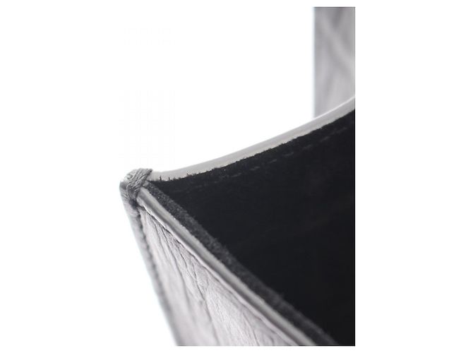 Clutch de couro com relevo Yves Saint Laurent Preto - vista 6