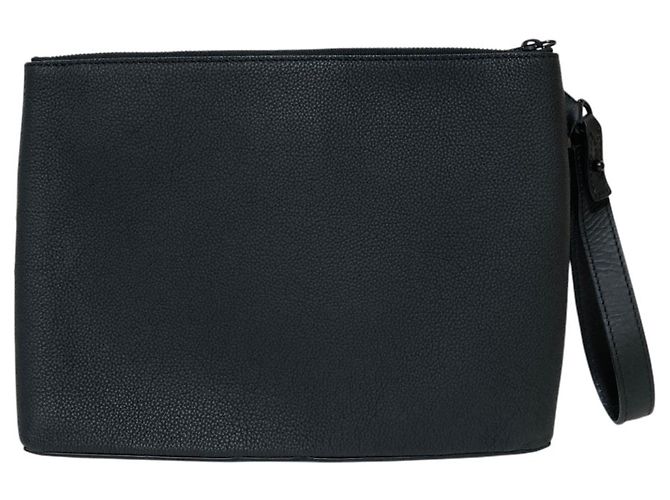 Borsa a mano Louis Vuitton LV Aerogram Takeoff Clutch Nero - vista 3