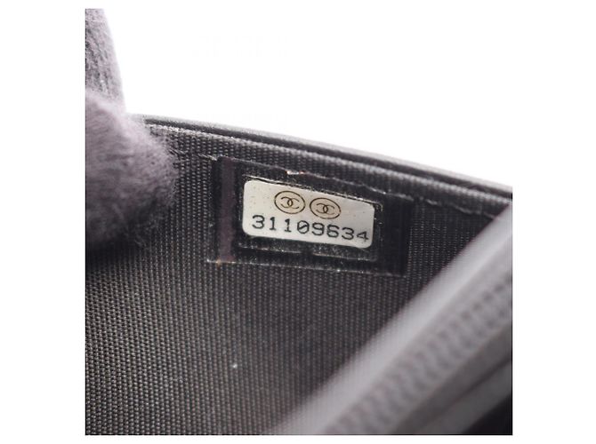 Borsa a Spalla Chanel Boy Matelassé Nero - vista 6