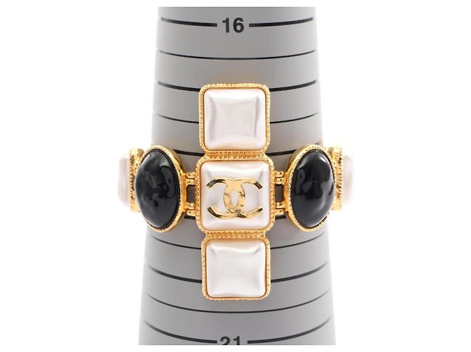 Chanel Coco Mark Gripoix Charm Bracelet Black White Golden - view 4