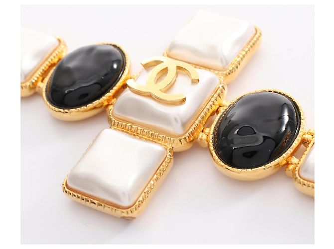 Chanel Coco Mark Gripoix Charm Bracelet Black White Golden - view 9