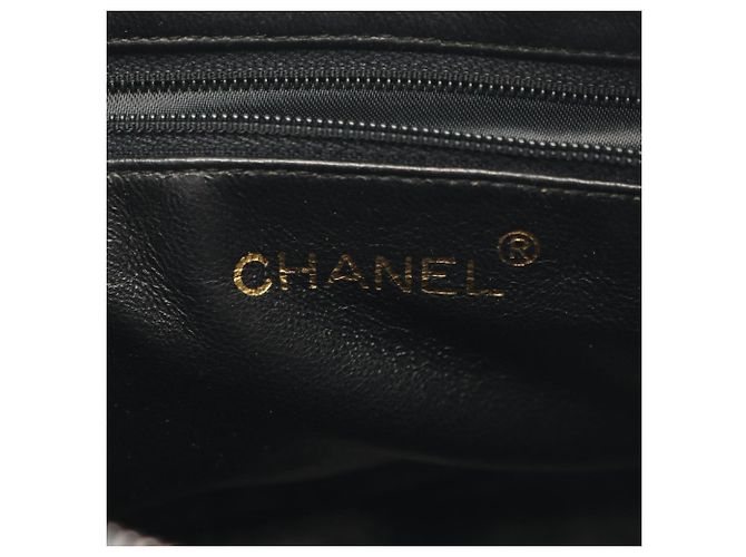 Bolso de hombro Chanel Coco Mark en piel negra Negro - vista 4
