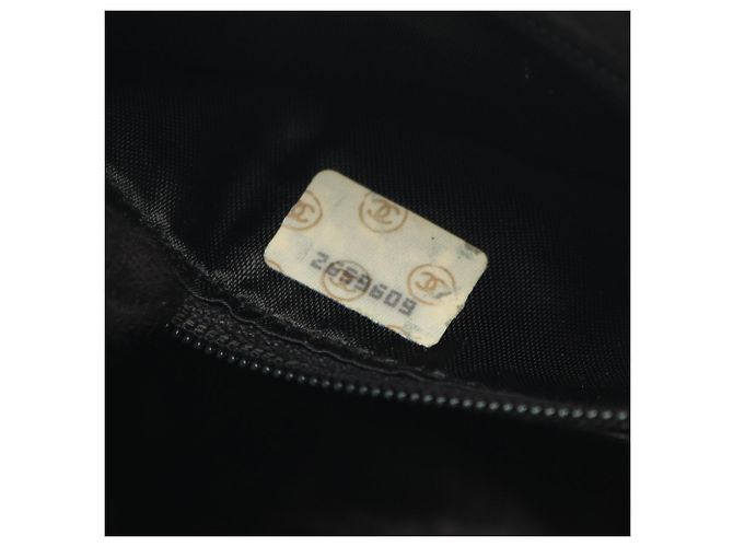 Bolso de hombro Chanel Coco Mark en piel negra Negro - vista 5