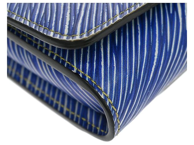 Louis Vuitton Twist Chain Edizione Limitata in Pelle Epi Azteque Blu - vista 7