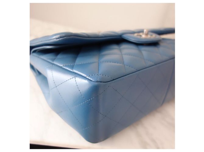 Timeless Chanel Classic Flap Borsa Pelle di Agnello Blu - vista 11