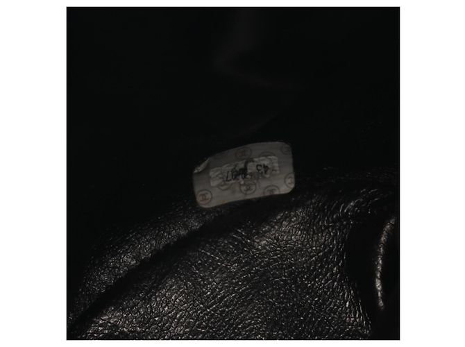 Zaino/Borsa Chanel Matelassé Turnlock Chain Nero - vista 5