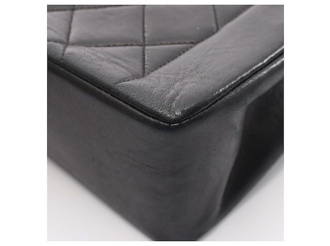 Bolso de Hombro Chanel Matelassé Diana Flap Negro - vista 7