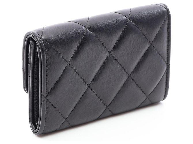 Tarjetero de piel negra matelassé Chanel Negro - vista 2
