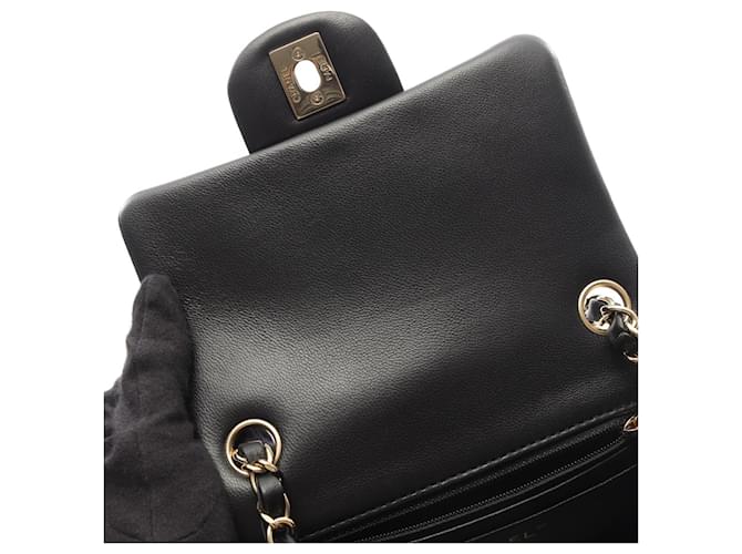 Borsa a Spalla Chanel Mini Matelassé Nero - vista 7
