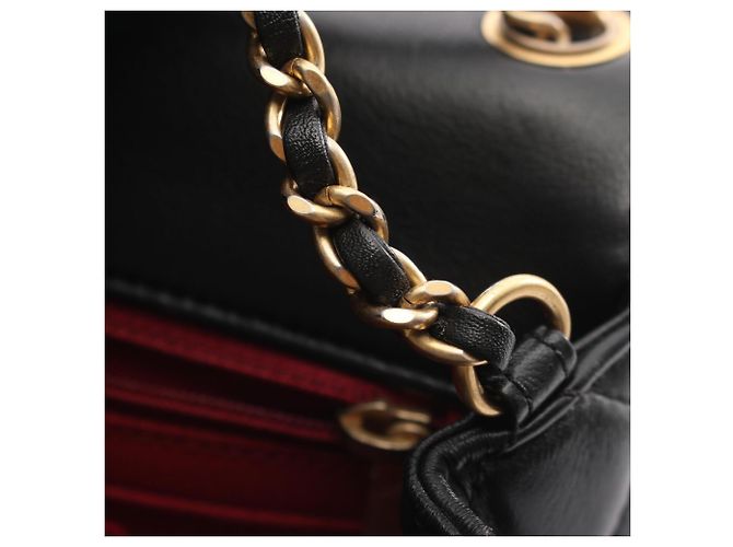 Chanel Mini Matelassé Frill Schultertasche Schwarz - Ansicht 10