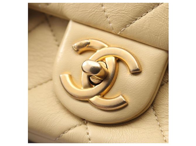 Borsa a Spalla Chanel Mini Matelassé Giallo - vista 7