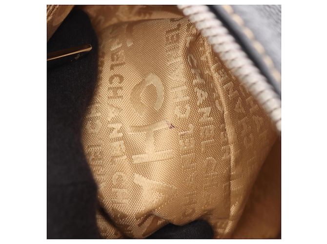 Borsa a tracolla in pelle nera Chanel Nero - vista 6