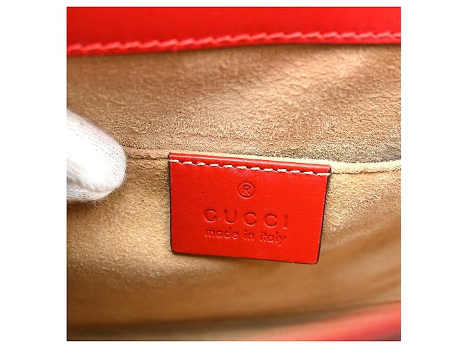 Gucci Sylvie Chain Leather Mini Roja - vista 4
