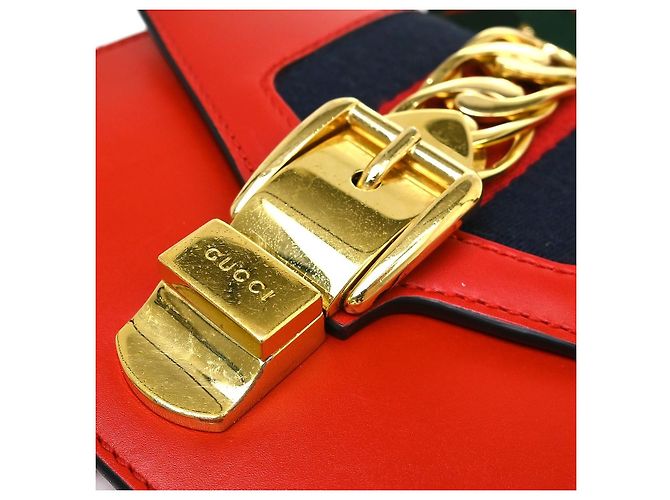 Gucci Sylvie Chain Leather Mini Roja - vista 7