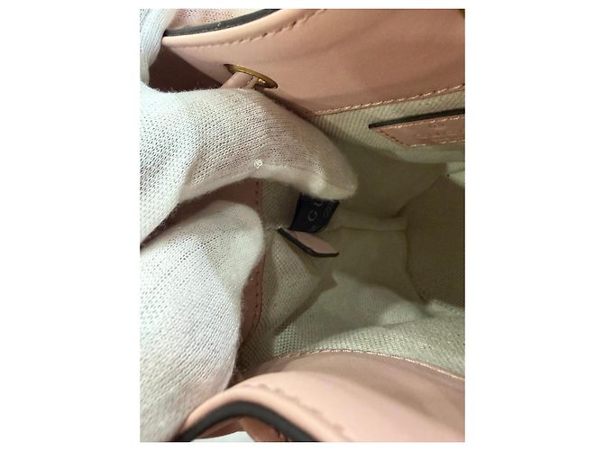Gucci Marmont Borsa a Secchiello in Pelle Rosa - vista 11