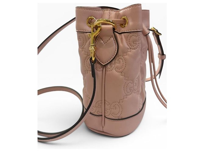 Gucci Marmont Borsa a Secchiello in Pelle Rosa - vista 3