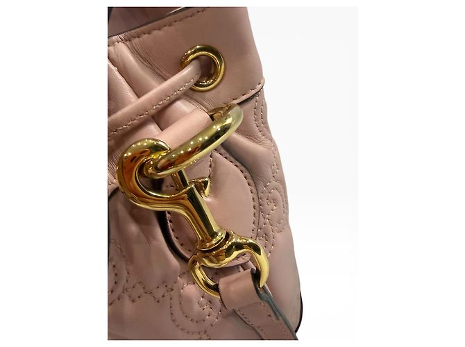 Gucci Marmont Borsa a Secchiello in Pelle Rosa - vista 4