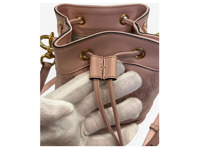 Gucci Marmont Borsa a Secchiello in Pelle Rosa - vista 7