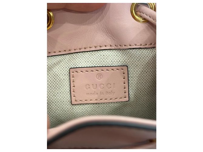 Gucci Marmont Borsa a Secchiello in Pelle Rosa - vista 9