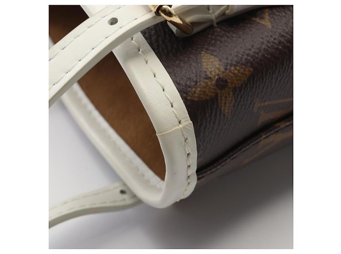 Borsa a mano 2-Way Louis Vuitton Nano Bucket Marrone Bianco - vista 6