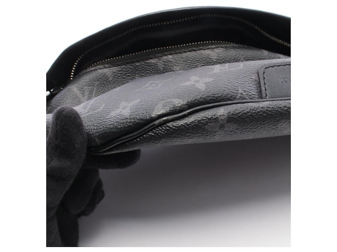 Bumbag Borsa a tracolla Louis Vuitton Discovery PM Nero - vista 8